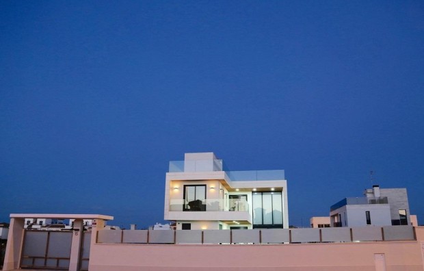 Nueva construcción  - Villa - Orihuela Costa - Campoamor