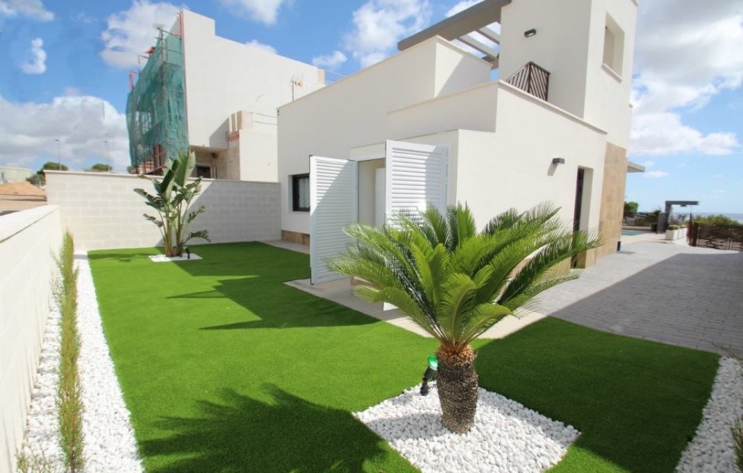 Nueva construcción  - Villa - Orihuela Costa - Campoamor