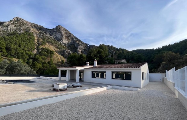 Nueva construcción  - Villa - Penaguila - El Olivar