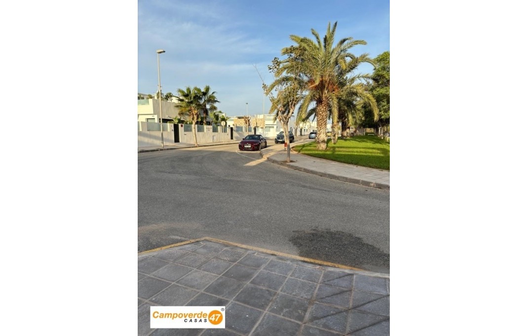 Venta - Villa / Semi pareado - Pilar de la Horadada - pueblo