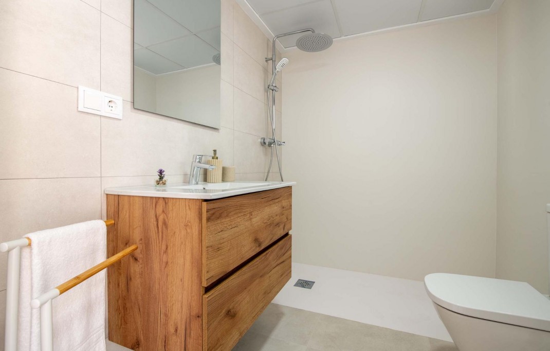 New Build - Bungalow - Cox - San Fernando