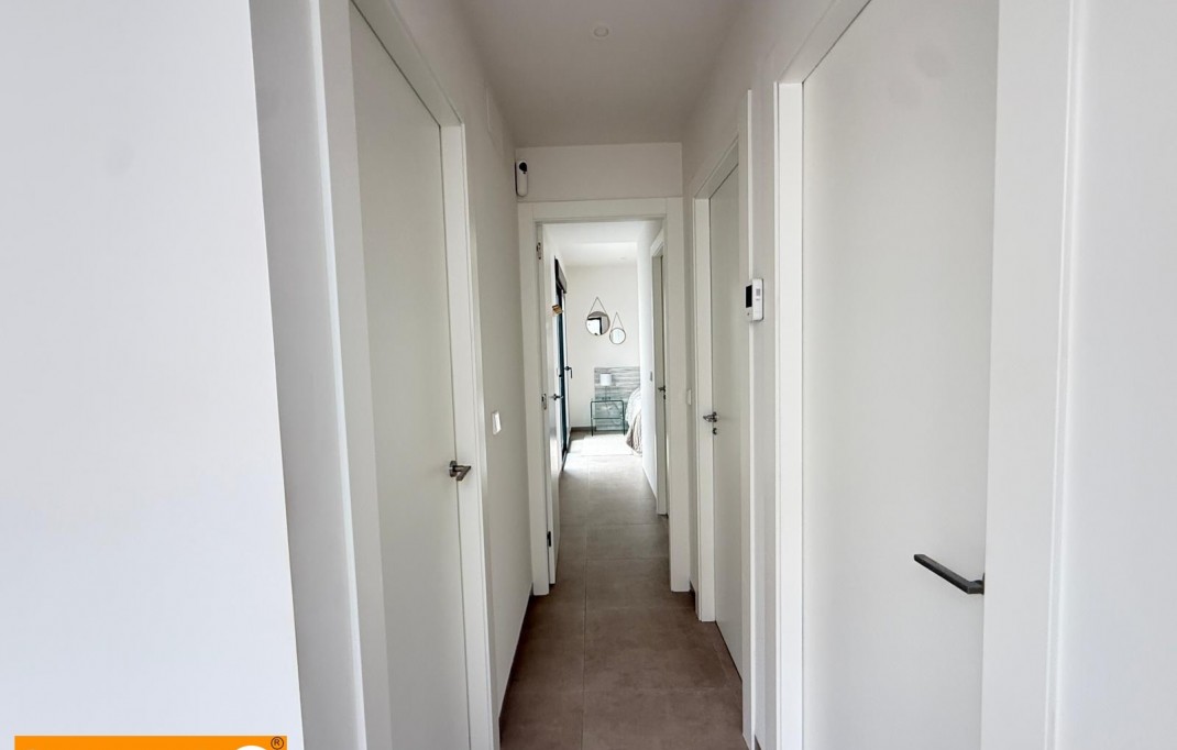 Sales - Villa / Semi semi-detached - Pilar de la Horadada - Zona Pueblo