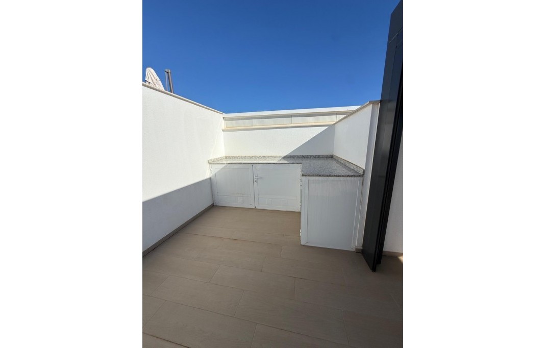 Sales - Villa / Semi semi-detached - Pilar de la Horadada - Zona Pueblo