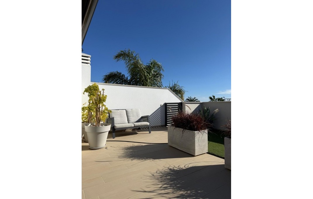 Sales - Villa / Semi semi-detached - Pilar de la Horadada - Zona Pueblo