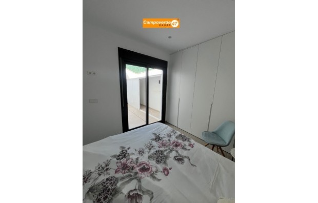 Wederverkoop - Villa / Halfvrijstaand - Pilar de la Horadada