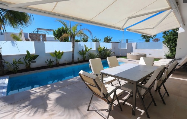 Wederverkoop - Chalet - Pilar de la Horadada - Zona Pueblo