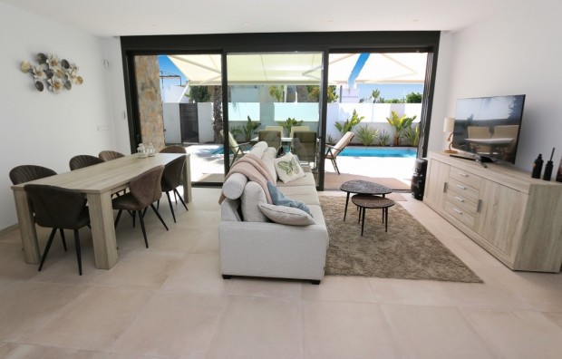 Wederverkoop - Chalet - Pilar de la Horadada - Zona Pueblo