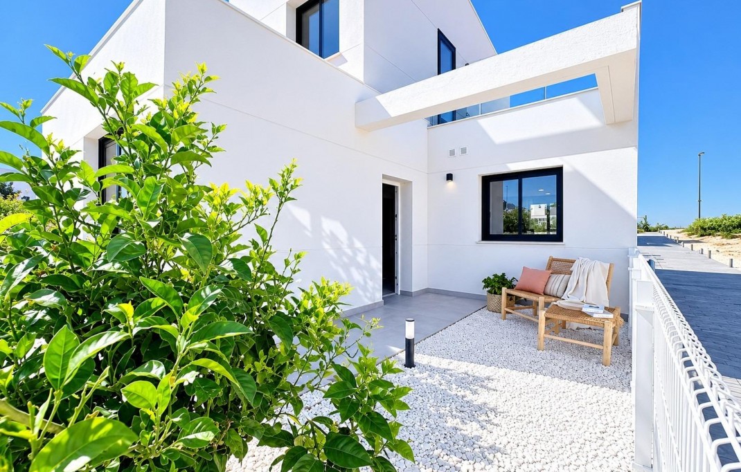 Nueva construcción  - Villa - BAÑOS Y MENDIGO - Altaona Golf