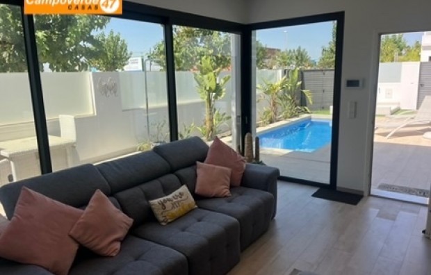 Sales - Villa / Semi semi-detached - Pilar de la Horadada - La Rambla
